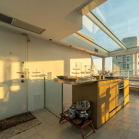 Apartmán Luxury Penthouse With Stunning View And Hammam Milán